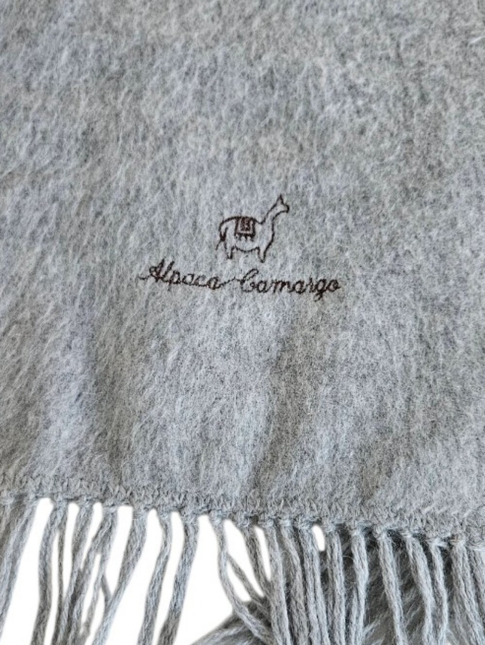 Alpaca Camargo Light Gray Fringe Scarf Unisex - Picture 2 of 10